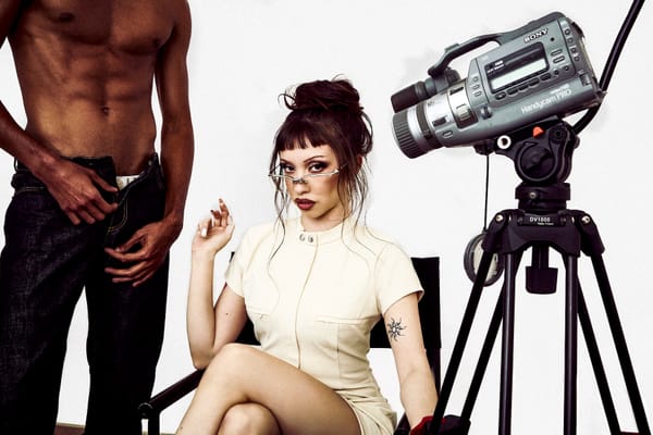 Six Sex’s bimbo existentialism