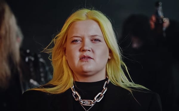 Watch ALMA have a rockstar last supper in her When I Die music video