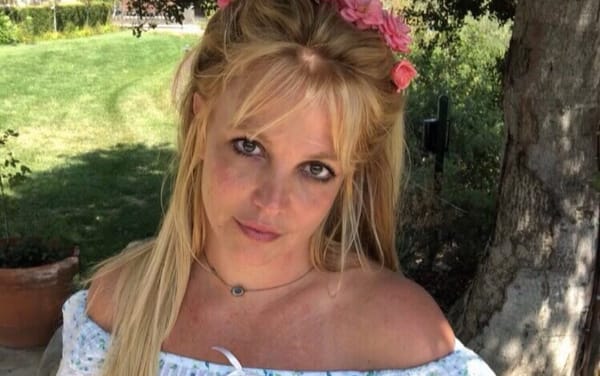 Britney lands highest-charting single in the UK in 10 years with Elton John duet