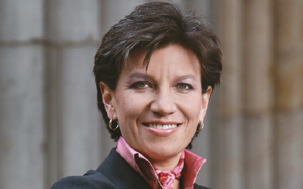 Newly elected lesbian mayor of Bogotá marries partner before taking office