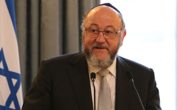 UK’s Chief Rabbi publishes guidance calling on Jewish schools to support LGBTQ students