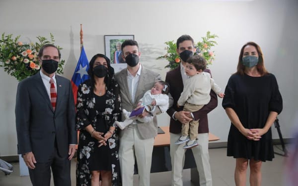 Chile’s first same-sex couples get married as equality law comes into effect: “We never imagined we would experience this”
