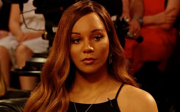 Munroe Bergdorf dropped as Childline ambassador following “transphobic hate campaign”