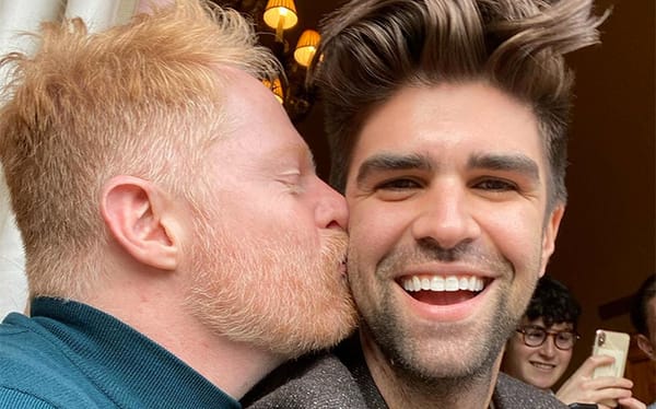 Jesse Tyler Ferguson and husband Justin Mikita are expecting a baby