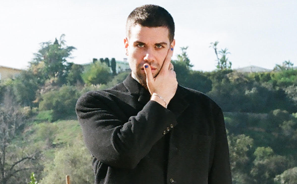 Jesse Saint John’s new single WISER is a reflective pop bop