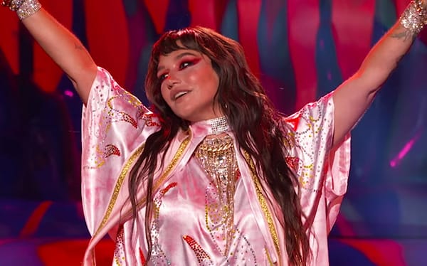 Kesha slays performance of Tik Tok and Raising Hell at the AMAs