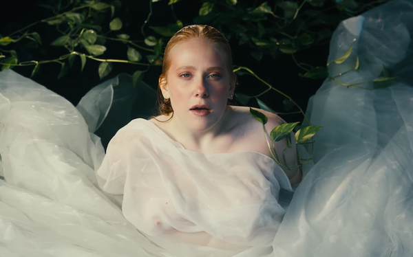 Premiere: MADDEE explores first queer relationship in Red Mind video