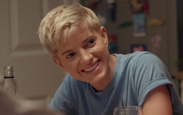 I’m not a boy and I’m not a girl but Mae Martin helped me realise that’s okay