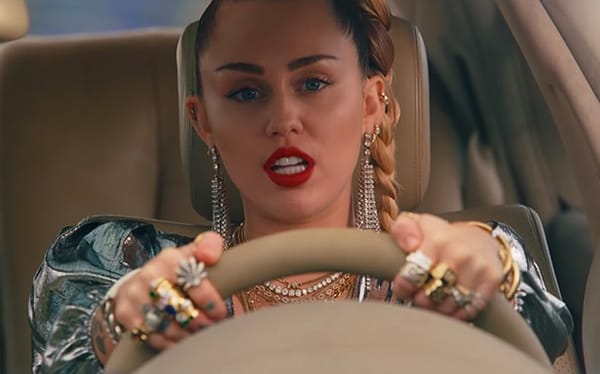 Miley Cyrus goes on the run in Nothing Breaks Like A Heart music video