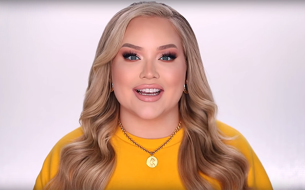 YouTube NikkieTutorials comes out as a transgender woman