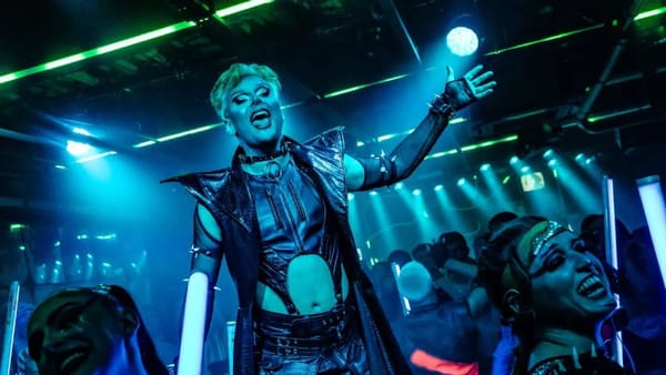 Jan Sport delights in riotous new queer musical OSCAR at The Crown – review