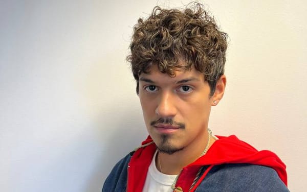 Omar Apollo claps back at queerbaiting claims