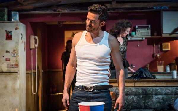 Orlando Bloom commands stage in comedy Killer Joe – review