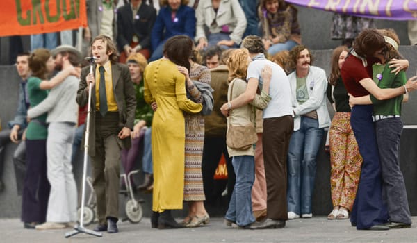 Recolour The Rainbow: The defiant kiss-in of 1971