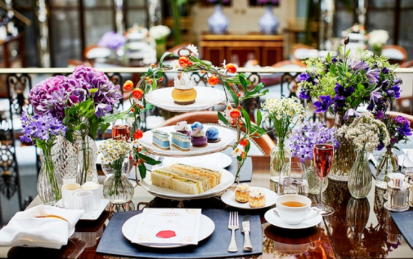 Review: The Lanesborough’s Queen Charlotte-themed afternoon tea