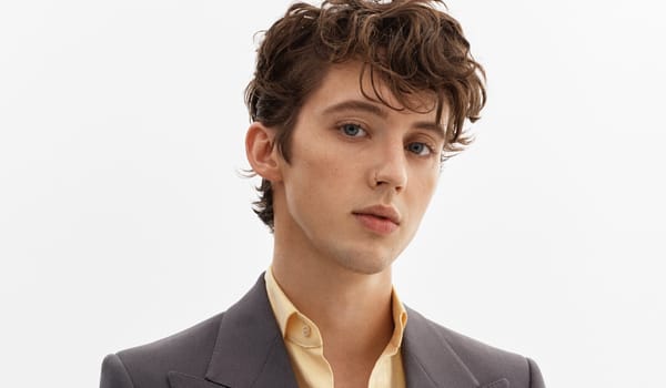 Troye Sivan delivers 80s synthpop perfection with new single Easy