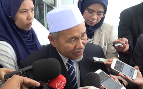 Malaysian politician refuses to consider LGBTQ part of human rights report